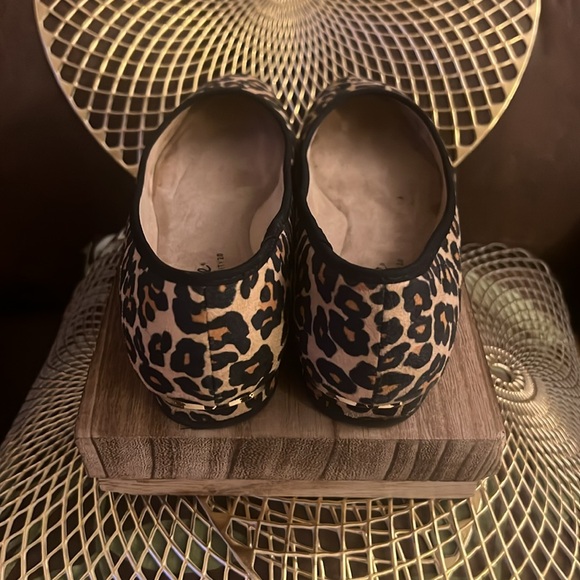 Leopard Print Ballet Flats - Picture 2 of 5